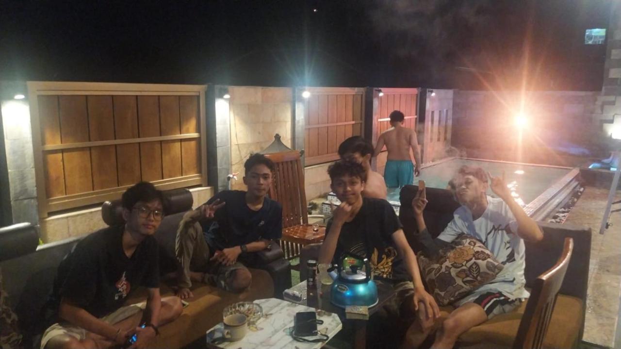 바투 Puncak Pinus And Pool 빌라 외부 사진